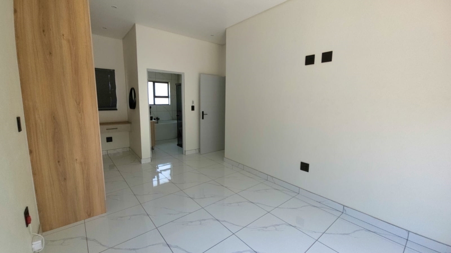 3 Bedroom Property for Sale in Melodie North West